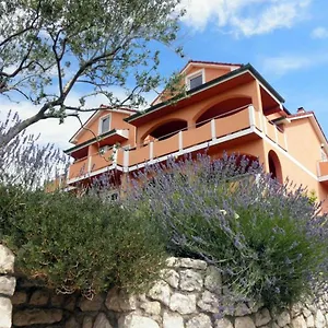 https://apartments-matija.primorje-gorskikotar.com